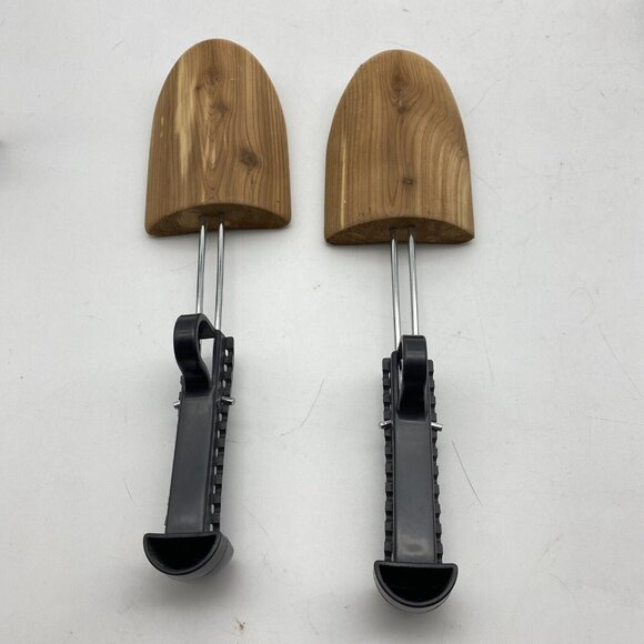 Cedar Wood Shoe Tree Stretcher‎ Shaper Adjustable - Picture 1 of 7